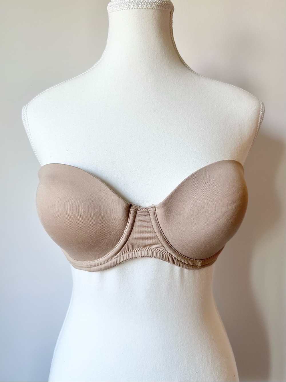 Vintage 90's Jacob Strapless Bra Nude Neutral Underwire Padded - 36D